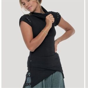 Elegant Black Short Sleeve Women's Top